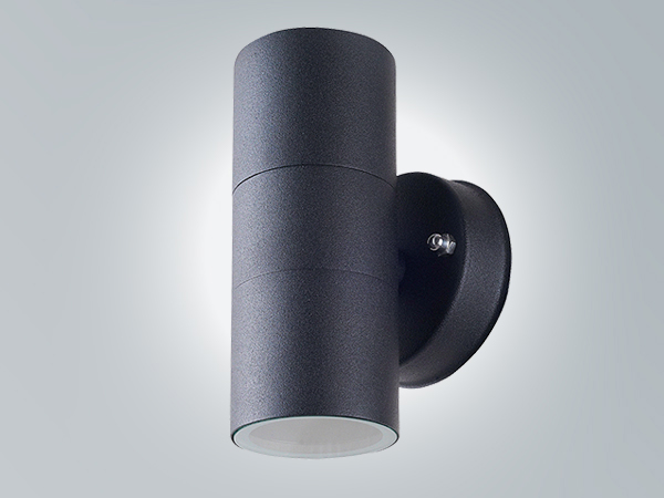 LP109C4-> Stainless steel wall light