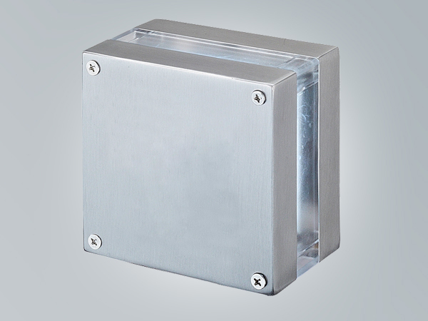 LP155C-> Recessed wall light